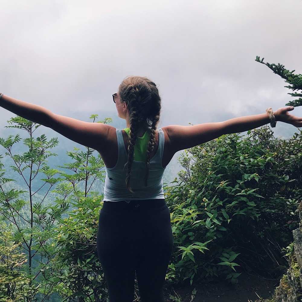 Meet your Posher, Carley